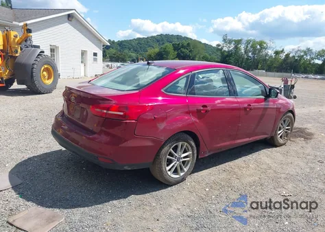 2017 Ford Focus Se z USA, uszkodzony, nr VIN 1FADP3F2XHL294837